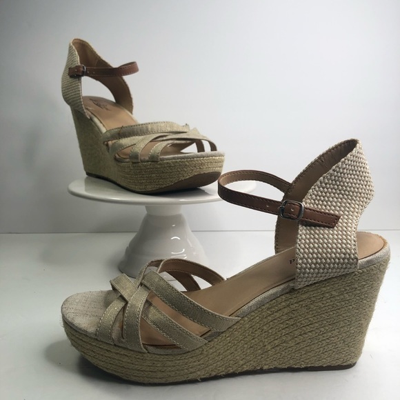 Lucky Brand Platform Sandals #10 - Picture 12 of 14